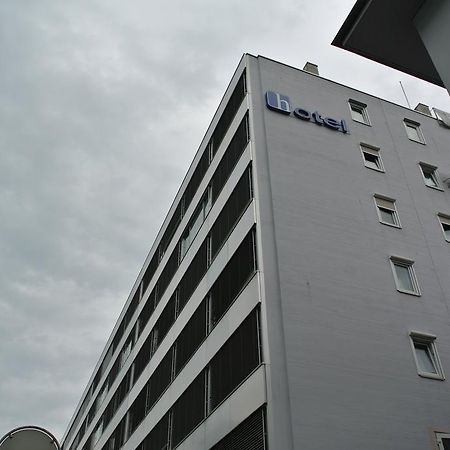 Hotel Station Цуг Екстер'єр фото
